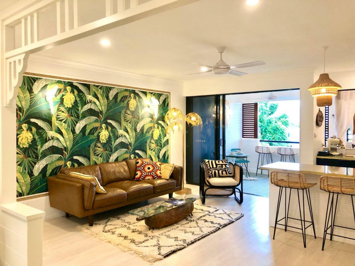 Nomad - Luxe Apartment Порт Дуглас Экстерьер фото